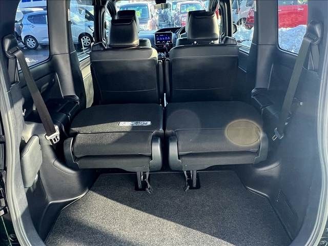 TOYOTA NOAH 2019 Image 31