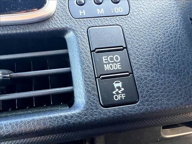 TOYOTA NOAH 2019 Image 31