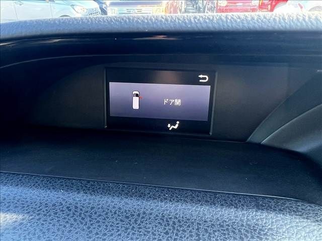 TOYOTA NOAH 2019 Image 31