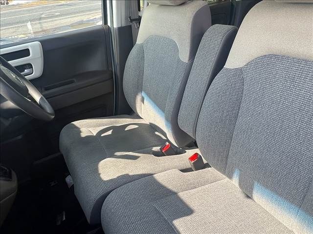 HONDA N BOX 2021 Image 31