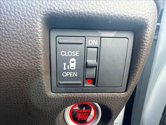 HONDA N BOX 2021 Image 31