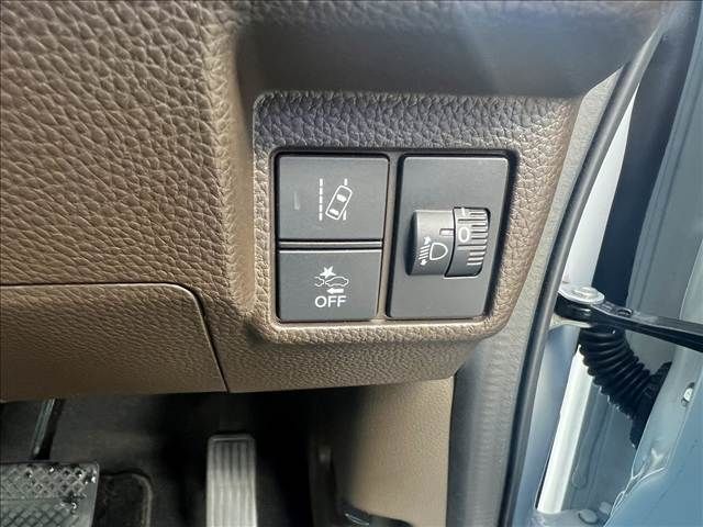 HONDA N BOX 2021 Image 31