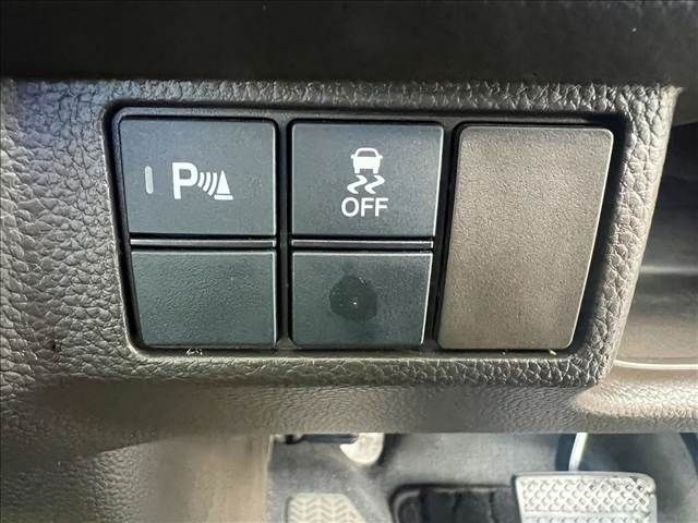 HONDA N BOX 2021 Image 31