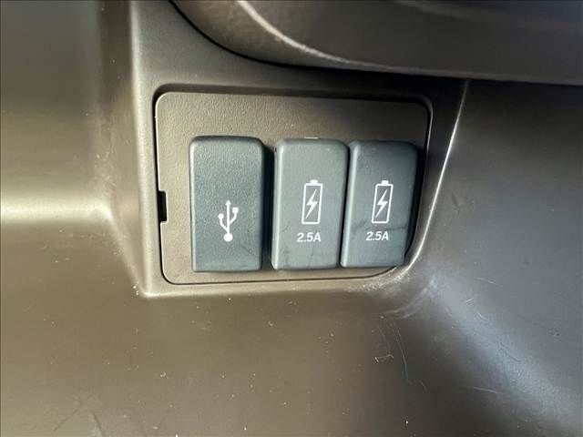 HONDA N BOX 2021 Image 31