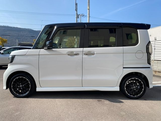 HONDA N BOX 2021 Image 31