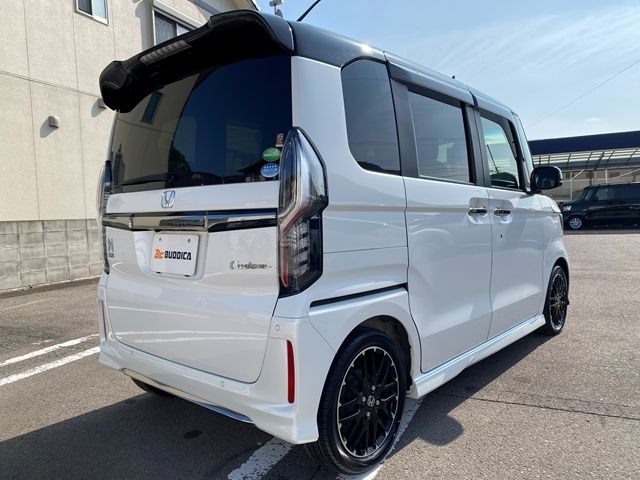 HONDA N BOX 2021 Image 31