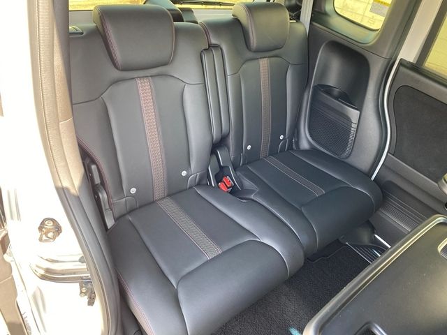 HONDA N BOX 2021 Image 31