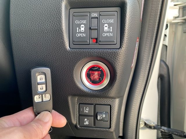 HONDA N BOX 2021 Image 31