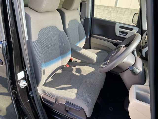 HONDA N BOX 2020 Image 31