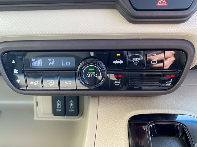 HONDA N BOX 2020 Image 31