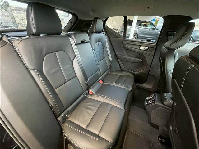 VOLVO XC40 2022 Image 31