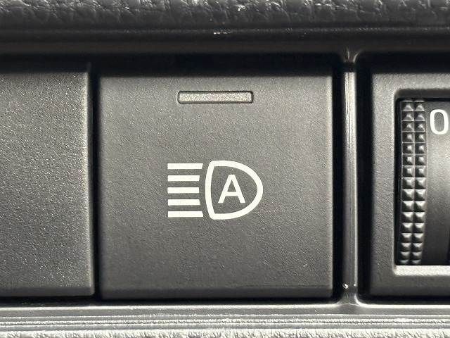 TOYOTA PRIUS 2023 Image 31