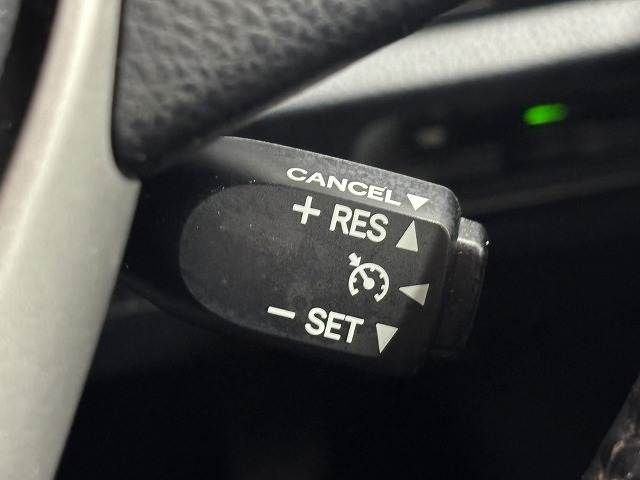 TOYOTA VOXY HYBRID 2021 Image 31