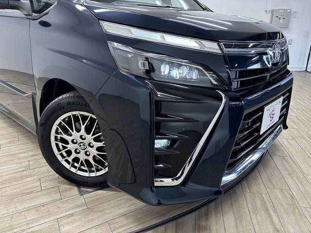 TOYOTA VOXY HYBRID 2021 Image 31