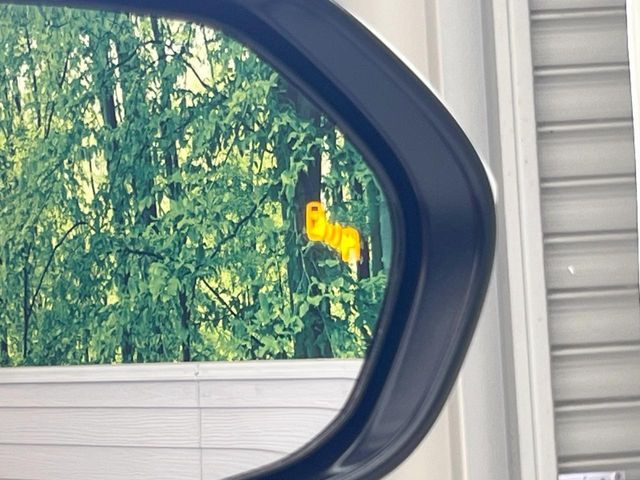 TOYOTA YARIS CROSS HYBRID 2023 Image 31