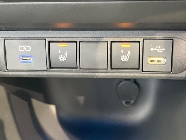 TOYOTA YARIS CROSS HYBRID 2023 Image 31