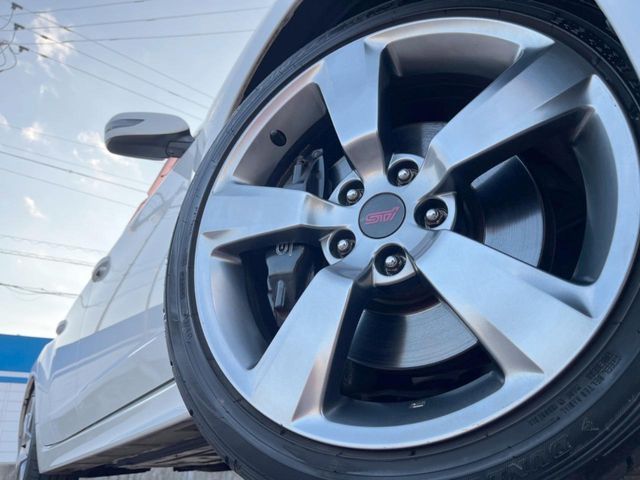 SUBARU IMPREZA WRX 5DOOR 2011 Image 31