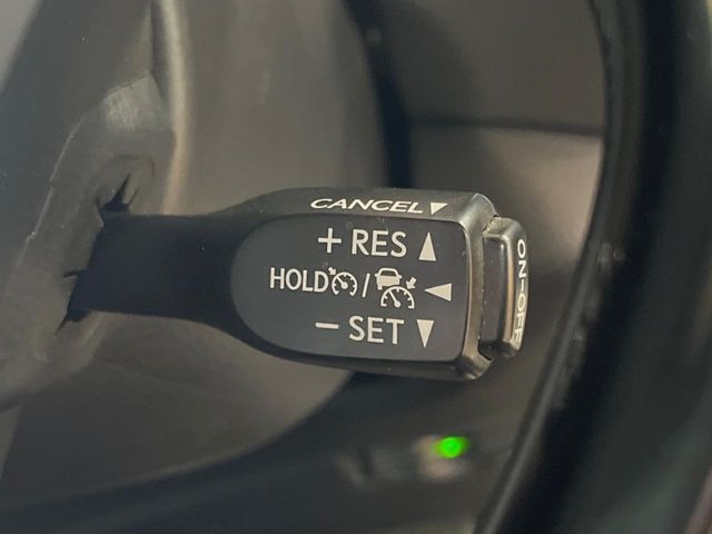 TOYOTA C-HR 2018 Image 31