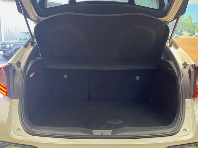 TOYOTA C-HR 2018 Image 31