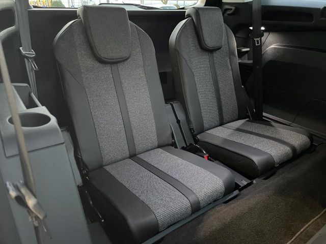 PEUGEOT 5008 2017 Image 31