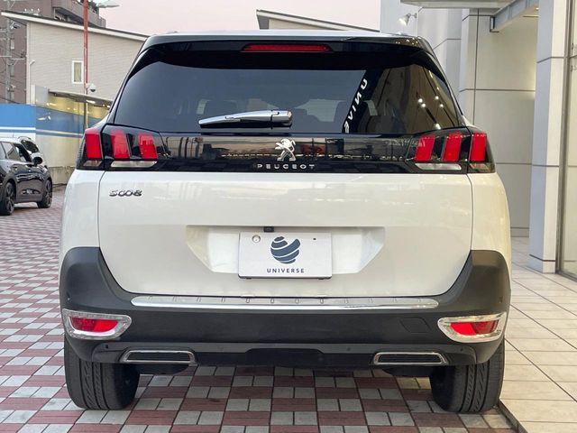 PEUGEOT 5008 2017 Image 31