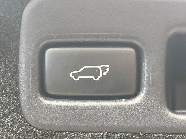 TOYOTA HARRIER 2WD 2017 Image 31