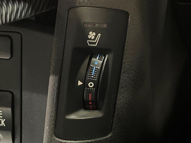 TOYOTA CROWN SEDAN HYBRID 2010 Image 31