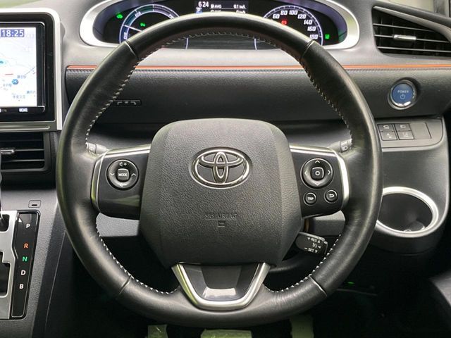 TOYOTA SIENTA HYBRID 2019 Image 31