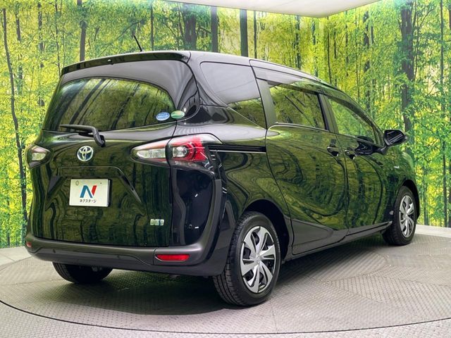 TOYOTA SIENTA HYBRID 2019 Image 31