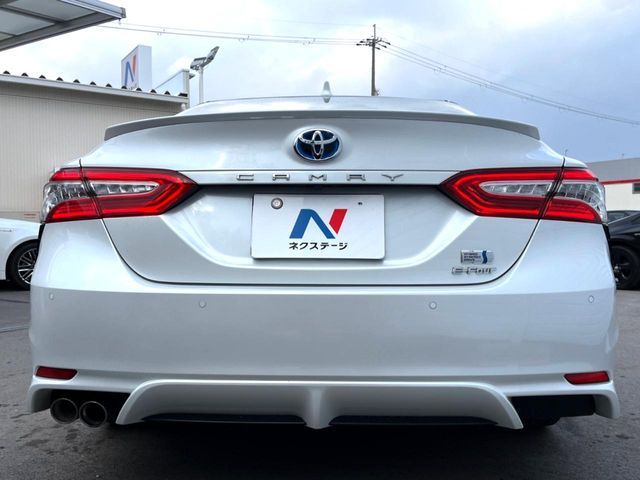 TOYOTA CAMRY HYBRID 2020 Image 31