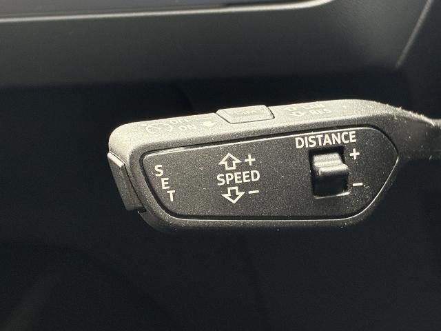 AUDI Q4 E-TRON SPORT 2023 Image 31