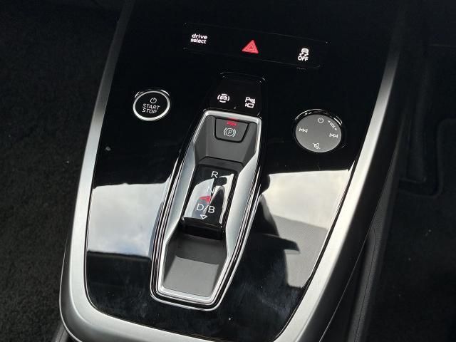 AUDI Q4 E-TRON SPORT 2023 Image 31