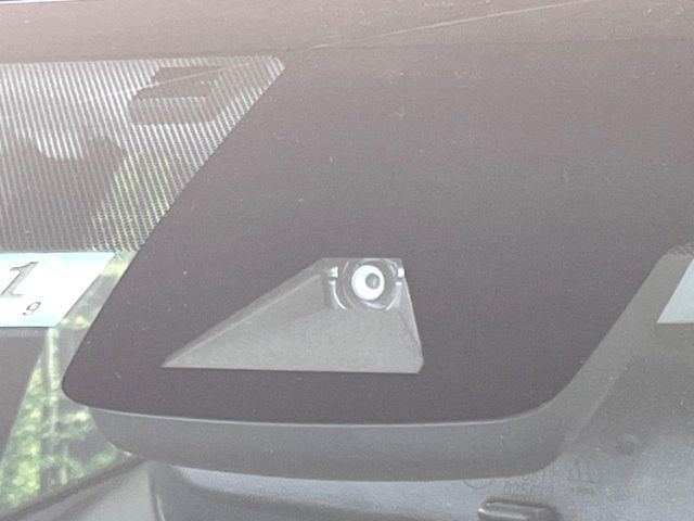 TOYOTA PRIUS 2018 Image 31