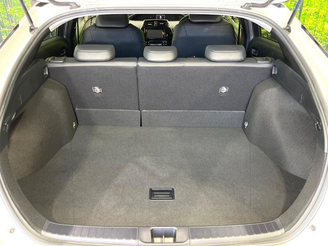 TOYOTA PRIUS 2018 Image 31