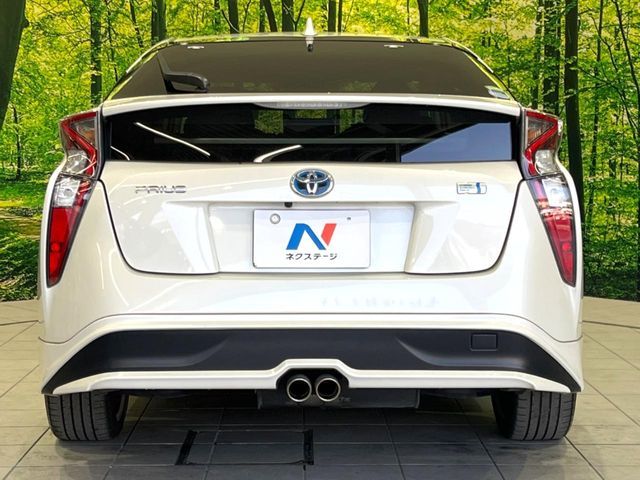 TOYOTA PRIUS 2018 Image 31