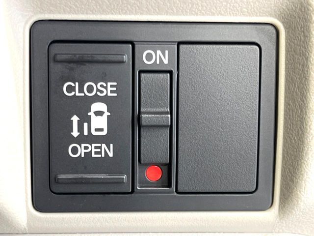 HONDA N BOX 2025 Image 31