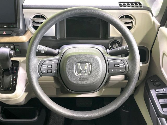 HONDA N BOX 2025 Image 31