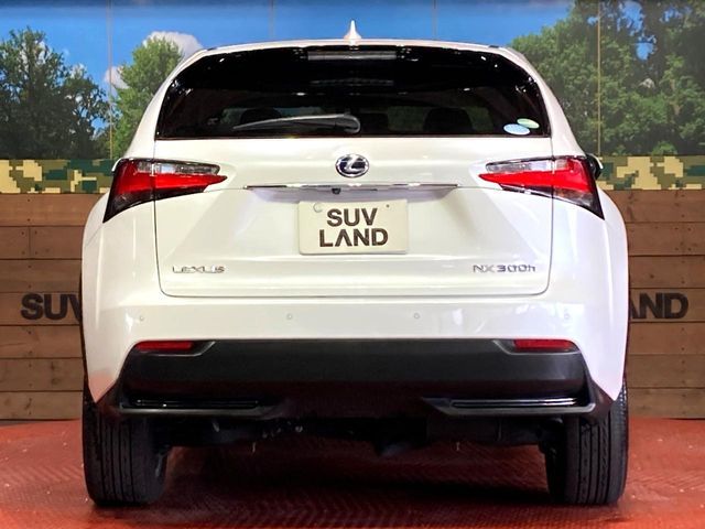 TOYOTA LEXUS NX300H 2017 Image 31