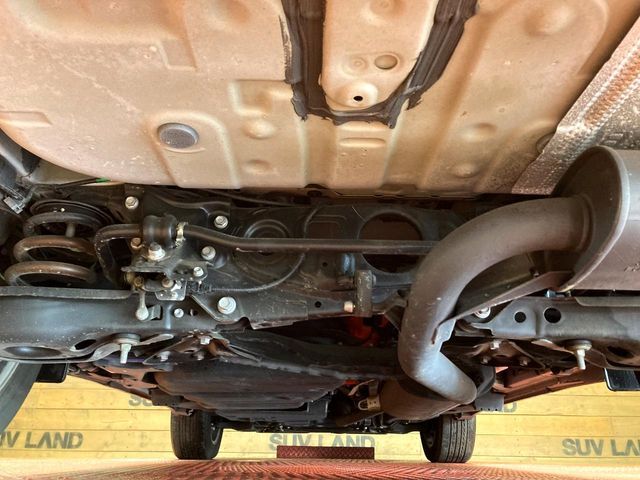 TOYOTA LEXUS NX300H 2017 Image 31