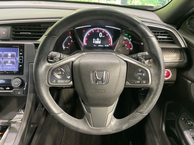 HONDA CIVIC HATCHBACK 2018 Image 31