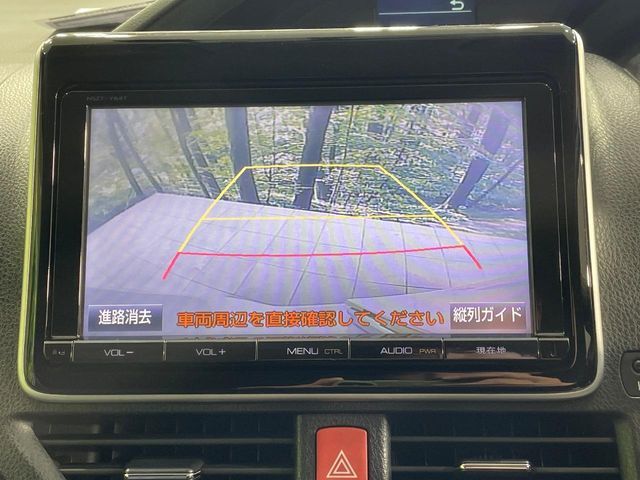 TOYOTA VOXY 2014 Image 31