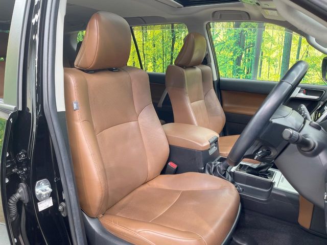 TOYOTA LANDCRUISER PRADO 2022 Image 31