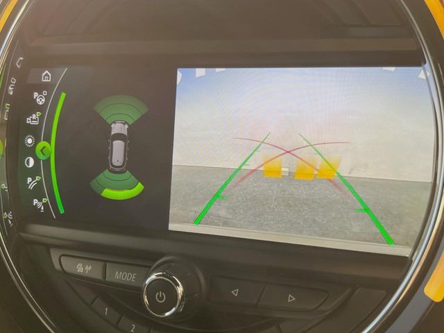 BMW MINI COOPER S 5DOOR 2019 Image 31