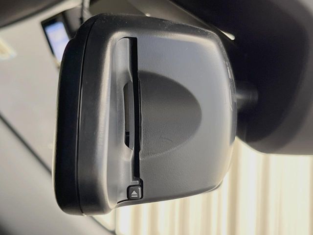 BMW MINI COOPER S 5DOOR 2019 Image 31