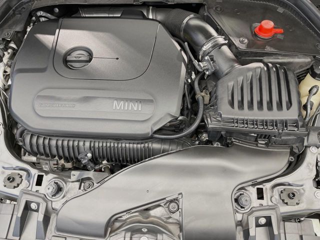 BMW MINI COOPER S 5DOOR 2019 Image 31