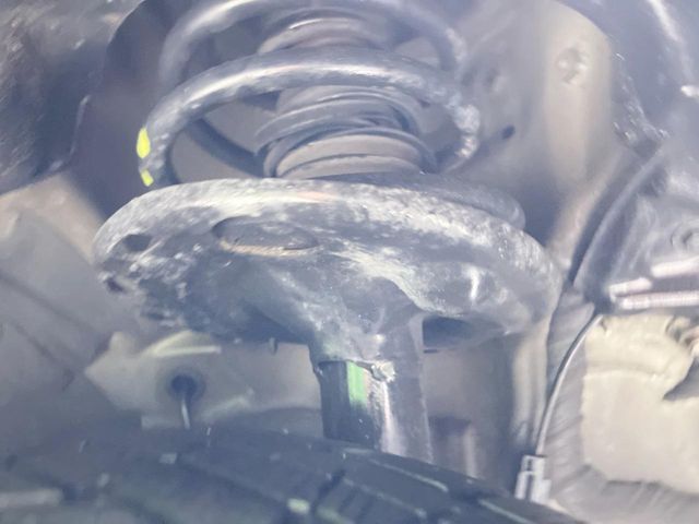 TOYOTA VOXY 2015 Image 31