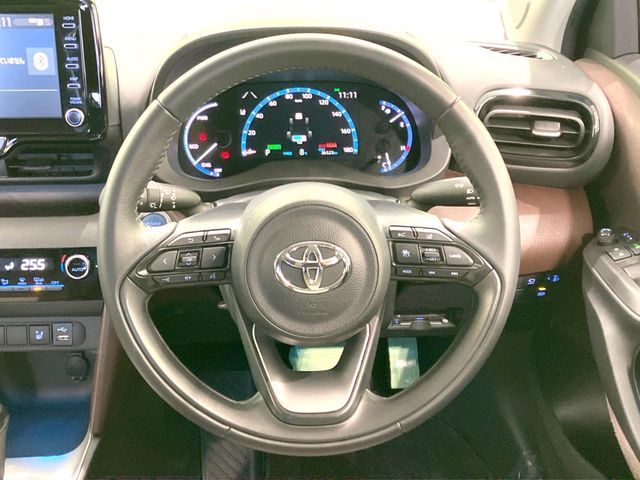 TOYOTA YARIS CROSS HYBRID 2022 Image 31