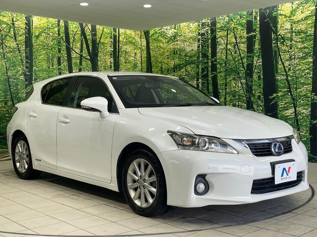 TOYOTA LEXUS CT200H 2011 Image 31