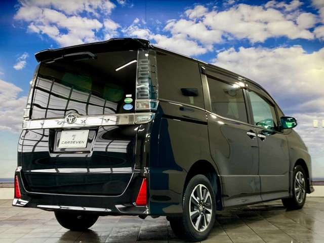 TOYOTA VOXY 4WD 2018 Image 31