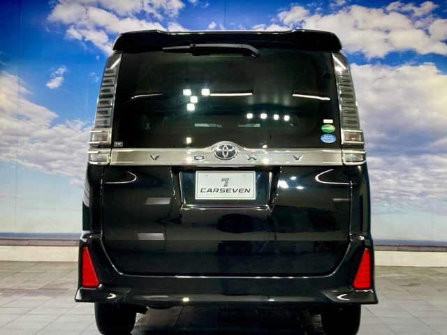 TOYOTA VOXY 4WD 2018 Image 31